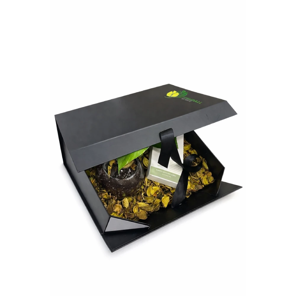 بوكس هدية شهر الخير بوتس مع شوكولاتة Amici فاخر